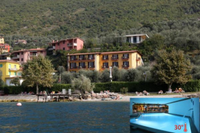 Отель Hotel Rabay  Бренцоне
